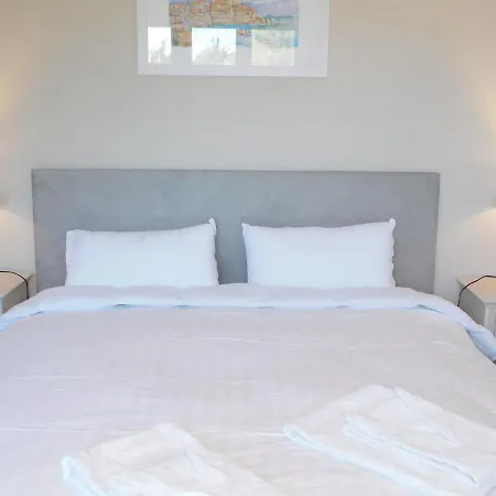 公寓 T2 Standing Vitoria Climatise Avec Parking, Proche 昂蒂布